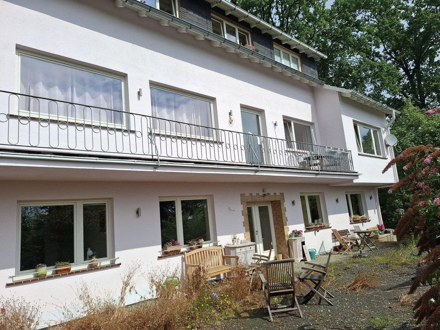 Predaj domu 708 m², pozemok 3.296 m², Flammersfeld, Porýnie-Falcko Predaj domu 708 m², pozemok 3.296 m², Flammersfeld, Porýnie-Falcko