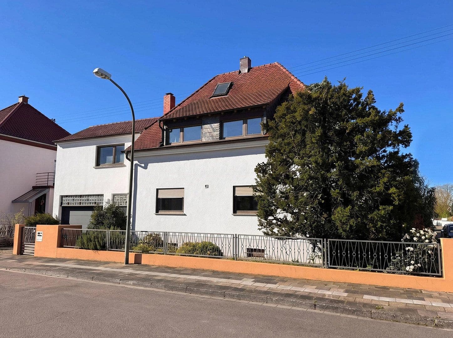 Predaj domu 153 m², pozemok 410 m², Ludwigshafen-Oggersheim, Porýnie-Falcko Predaj domu 153 m², pozemok 410 m², Ludwigshafen-Oggersheim, Porýnie-Falcko