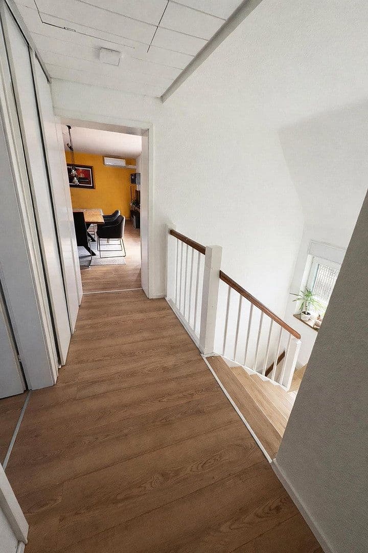 Predaj domu 153 m², pozemok 410 m², Ludwigshafen-Oggersheim, Porýnie-Falcko Predaj domu 153 m², pozemok 410 m², Ludwigshafen-Oggersheim, Porýnie-Falcko