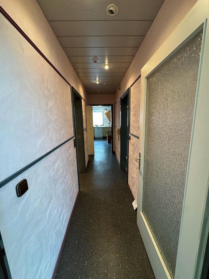 Predaj domu 264 m², pozemok 463 m², Philippsburg, Bádensko-Wurttembersko Predaj domu 264 m², pozemok 463 m², Philippsburg, Bádensko-Wurttembersko