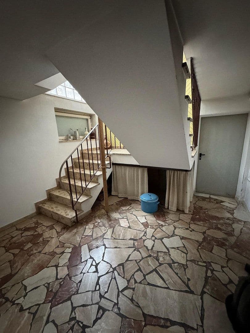 Predaj domu 264 m², pozemok 463 m², Philippsburg, Bádensko-Wurttembersko Predaj domu 264 m², pozemok 463 m², Philippsburg, Bádensko-Wurttembersko