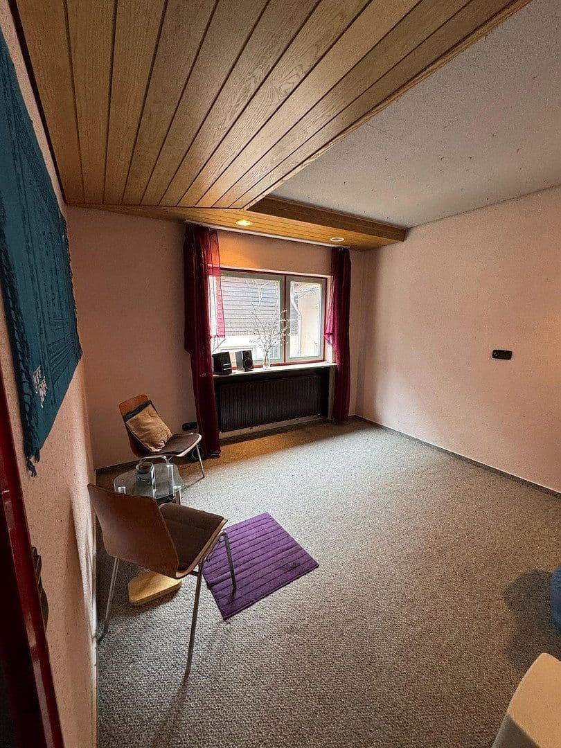 Predaj domu 264 m², pozemok 463 m², Philippsburg, Bádensko-Wurttembersko Predaj domu 264 m², pozemok 463 m², Philippsburg, Bádensko-Wurttembersko