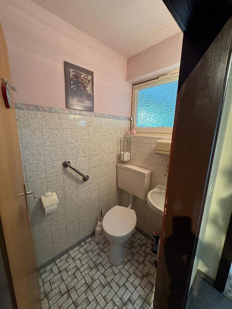 Predaj domu 264 m², pozemok 463 m², Philippsburg, Bádensko-Wurttembersko Predaj domu 264 m², pozemok 463 m², Philippsburg, Bádensko-Wurttembersko