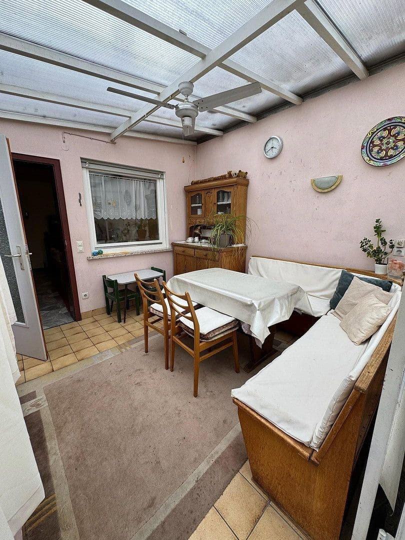Predaj domu 264 m², pozemok 463 m², Philippsburg, Bádensko-Wurttembersko Predaj domu 264 m², pozemok 463 m², Philippsburg, Bádensko-Wurttembersko