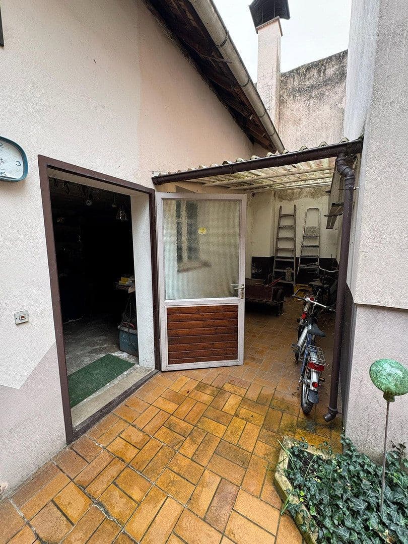 Predaj domu 264 m², pozemok 463 m², Philippsburg, Bádensko-Wurttembersko Predaj domu 264 m², pozemok 463 m², Philippsburg, Bádensko-Wurttembersko