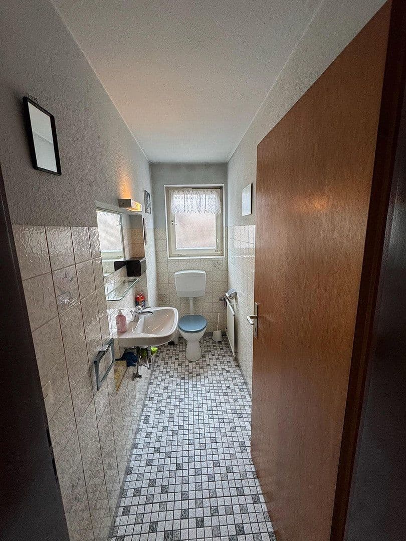 Predaj domu 264 m², pozemok 463 m², Philippsburg, Bádensko-Wurttembersko Predaj domu 264 m², pozemok 463 m², Philippsburg, Bádensko-Wurttembersko