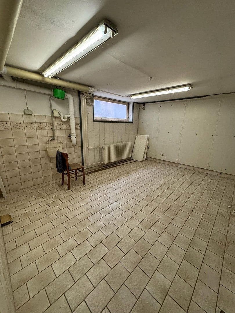 Predaj domu 264 m², pozemok 463 m², Philippsburg, Bádensko-Wurttembersko Predaj domu 264 m², pozemok 463 m², Philippsburg, Bádensko-Wurttembersko