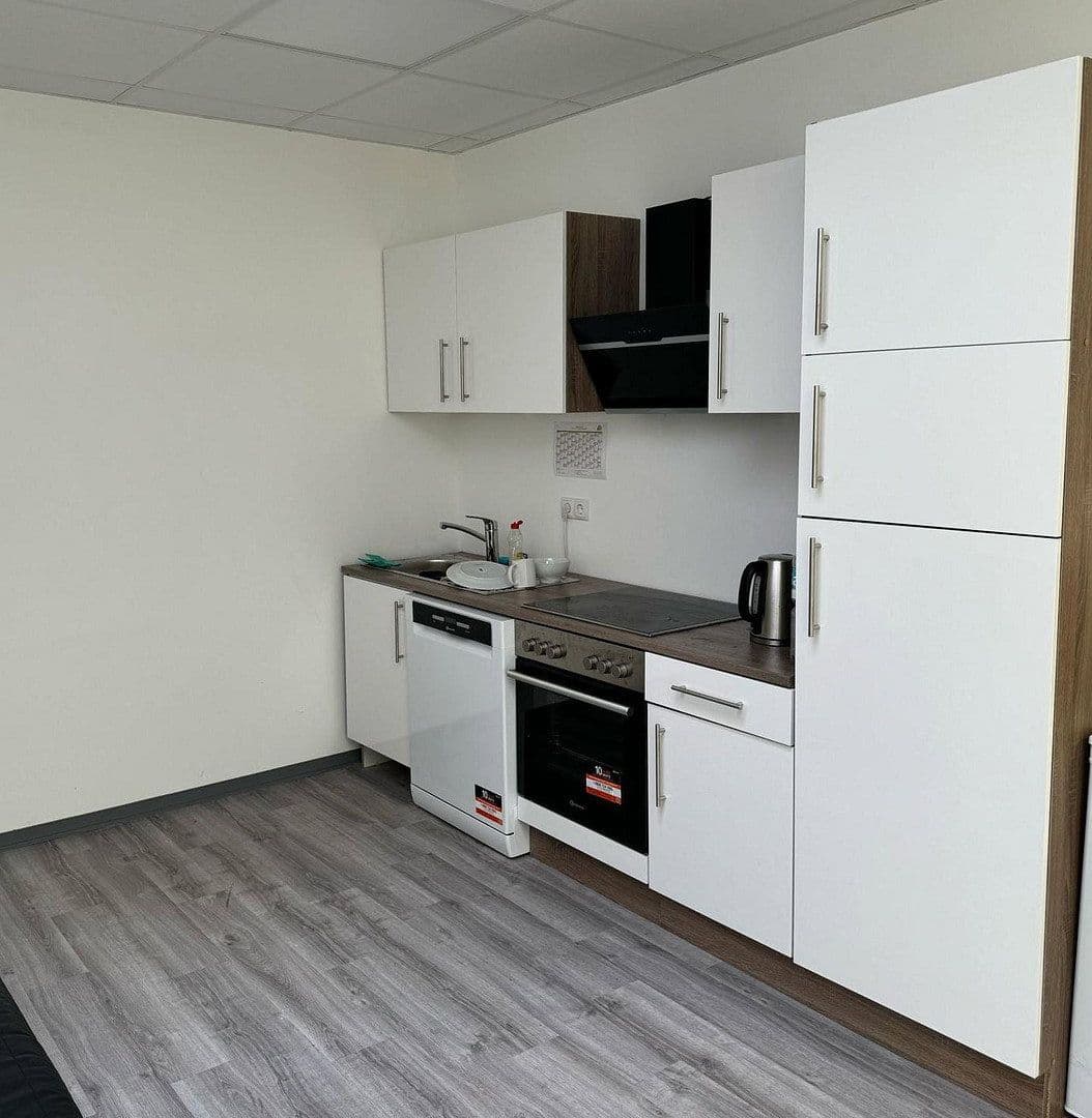 Prenájom kancelárie 30 m², Henstedt-Ulzburg, Šlezvicko-Holštajnsko Prenájom kancelárie 30 m², Henstedt-Ulzburg, Šlezvicko-Holštajnsko