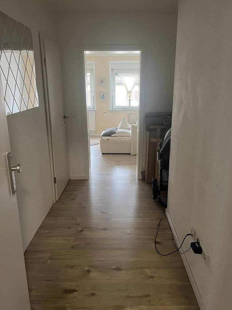 Prenájom bytu 2-izbový 53 m², Wagenburgstr. 104, Stuttgart, Bádensko-Wurttembersko Prenájom bytu 2-izbový 53 m², Wagenburgstr. 104, Stuttgart, Bádensko-Wurttembersko