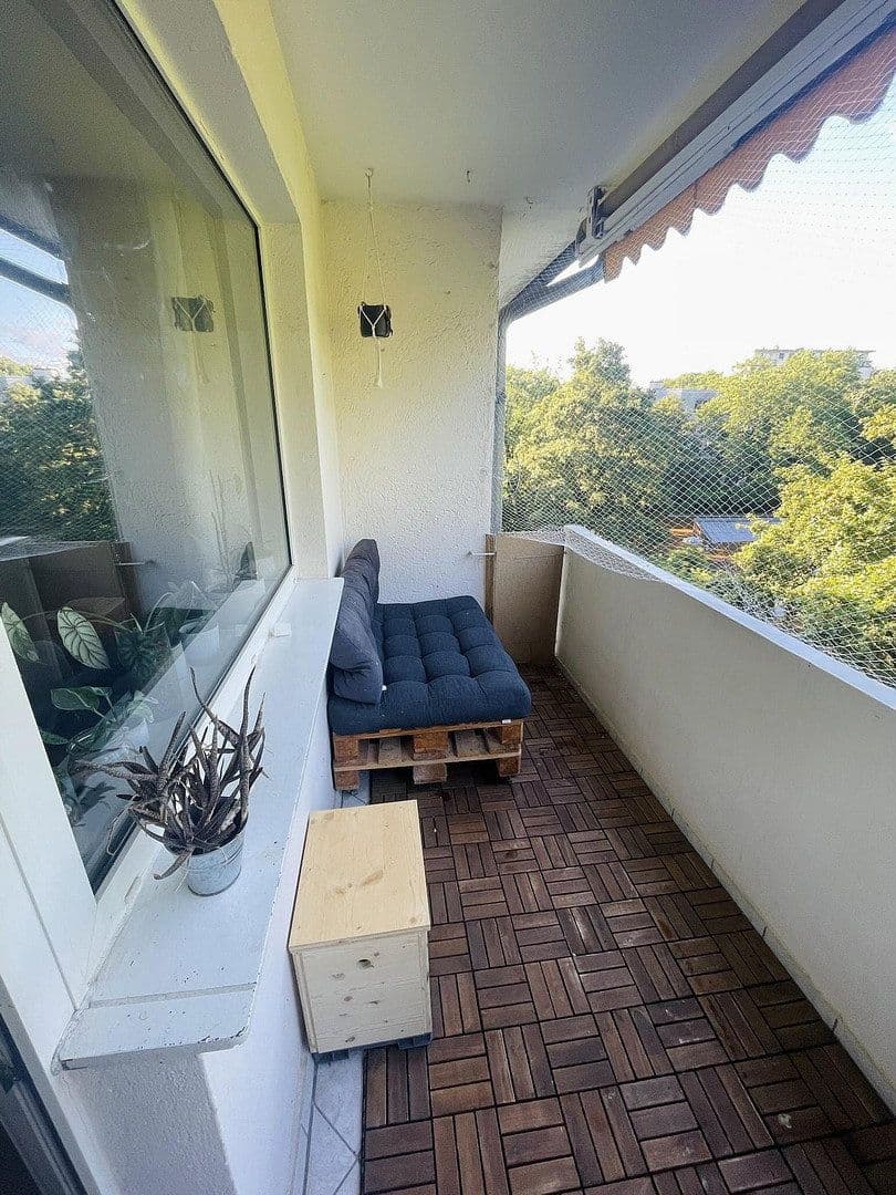 Prenájom bytu 4-izbový 91 m², Raupelsweg 9, Mainz, Porýnie-Falcko Prenájom bytu 4-izbový 91 m², Raupelsweg 9, Mainz, Porýnie-Falcko