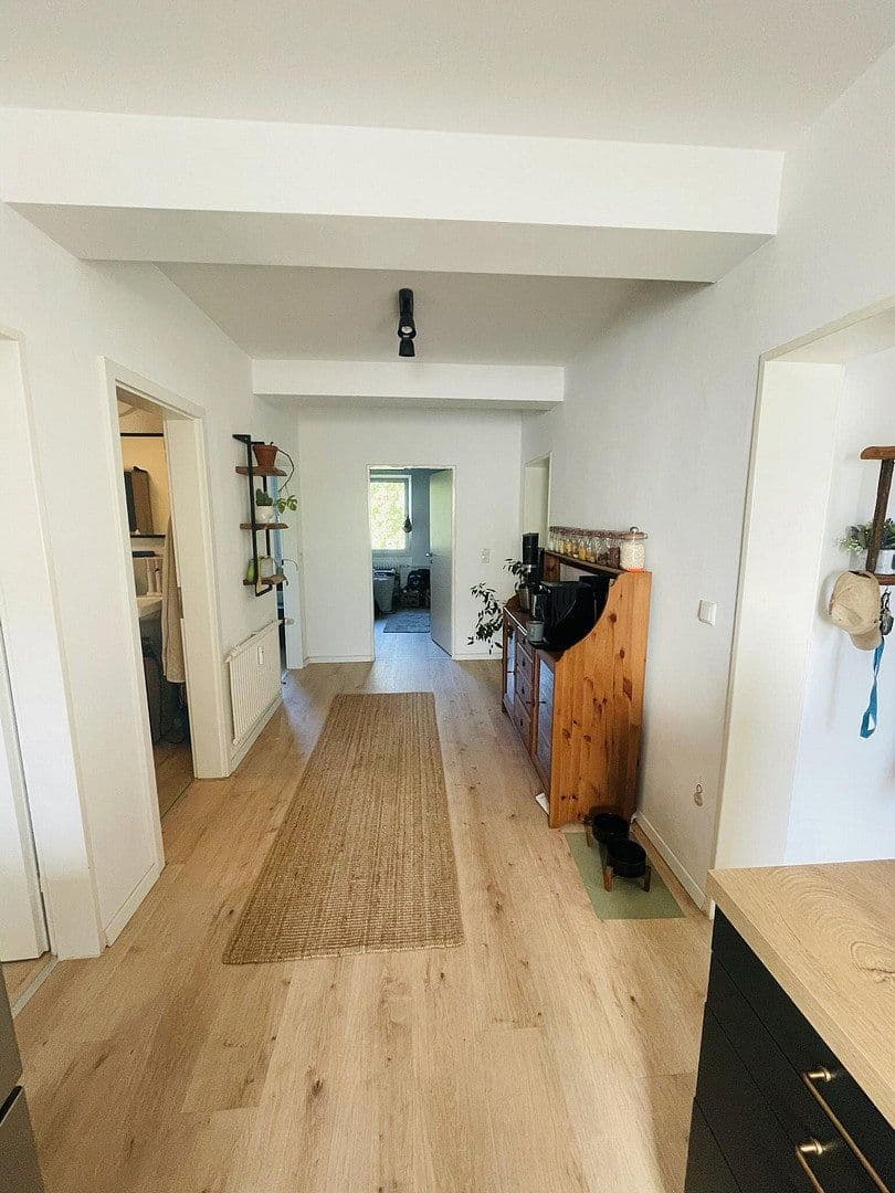 Prenájom bytu 4-izbový 91 m², Raupelsweg 9, Mainz, Porýnie-Falcko Prenájom bytu 4-izbový 91 m², Raupelsweg 9, Mainz, Porýnie-Falcko