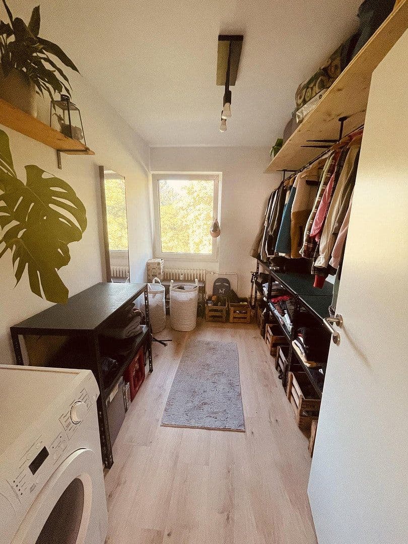 Prenájom bytu 4-izbový 91 m², Raupelsweg 9, Mainz, Porýnie-Falcko Prenájom bytu 4-izbový 91 m², Raupelsweg 9, Mainz, Porýnie-Falcko