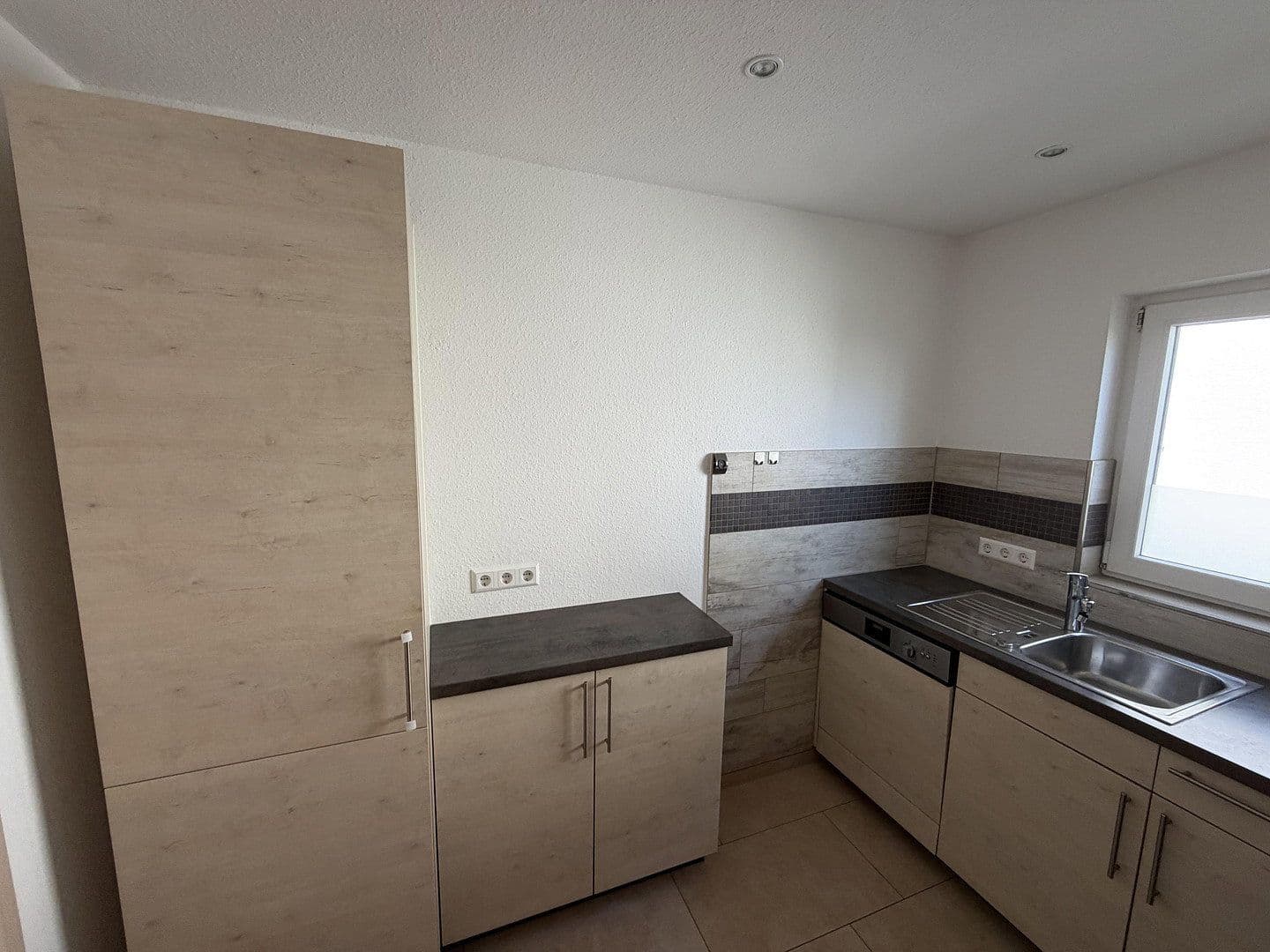 Prenájom bytu 2-izbový 57 m², Filderstadt, Bádensko-Wurttembersko Prenájom bytu 2-izbový 57 m², Filderstadt, Bádensko-Wurttembersko