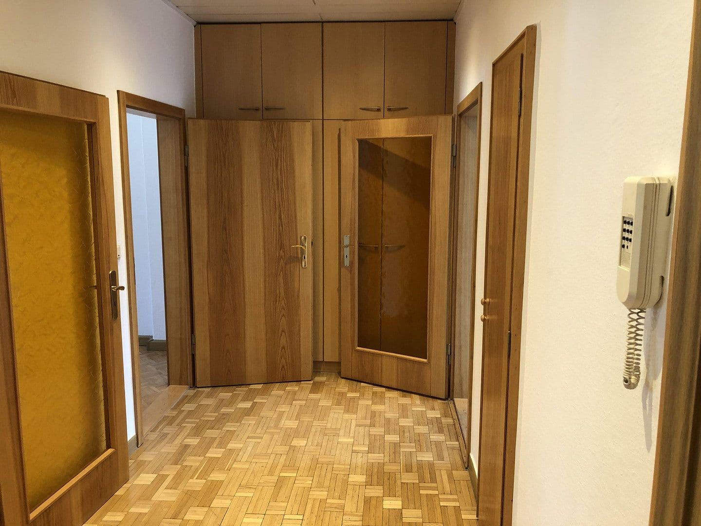 Prenájom bytu 4-izbový 103 m², Poststraße 10, Freiberg, Sasko Prenájom bytu 4-izbový 103 m², Poststraße 10, Freiberg, Sasko