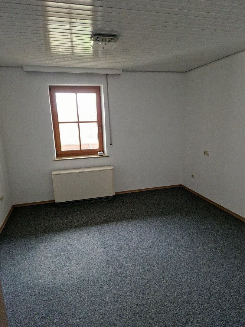 Prenájom bytu 2-izbový 61 m², Schrobenhausen, Bavorsko Prenájom bytu 2-izbový 61 m², Schrobenhausen, Bavorsko