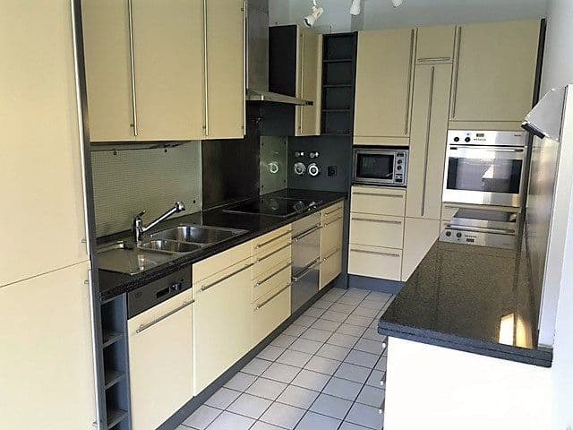 Predaj bytu 2-izbový 72 m², Fürstenbergerstr. 168, Frankfurt am Main, Hesensko Predaj bytu 2-izbový 72 m², Fürstenbergerstr. 168, Frankfurt am Main, Hesensko