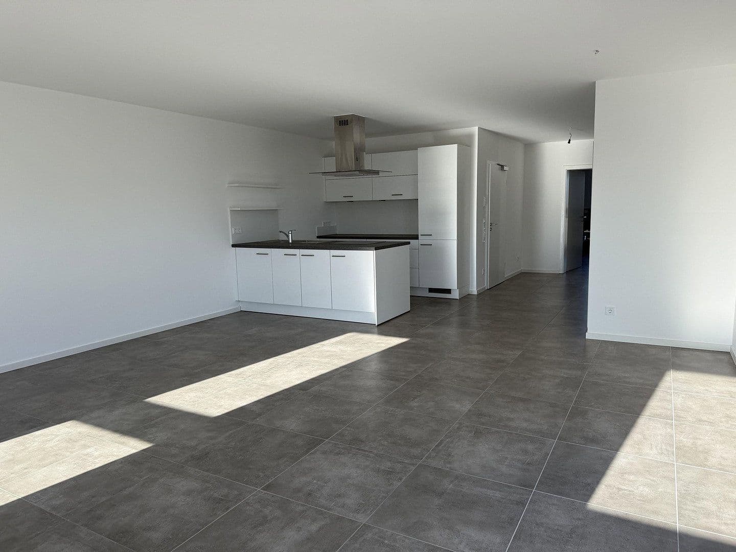 Prenájom bytu 5-izbový 134 m², Langendiebacher Str. 49, Erlensee, Hesensko Prenájom bytu 5-izbový 134 m², Langendiebacher Str. 49, Erlensee, Hesensko