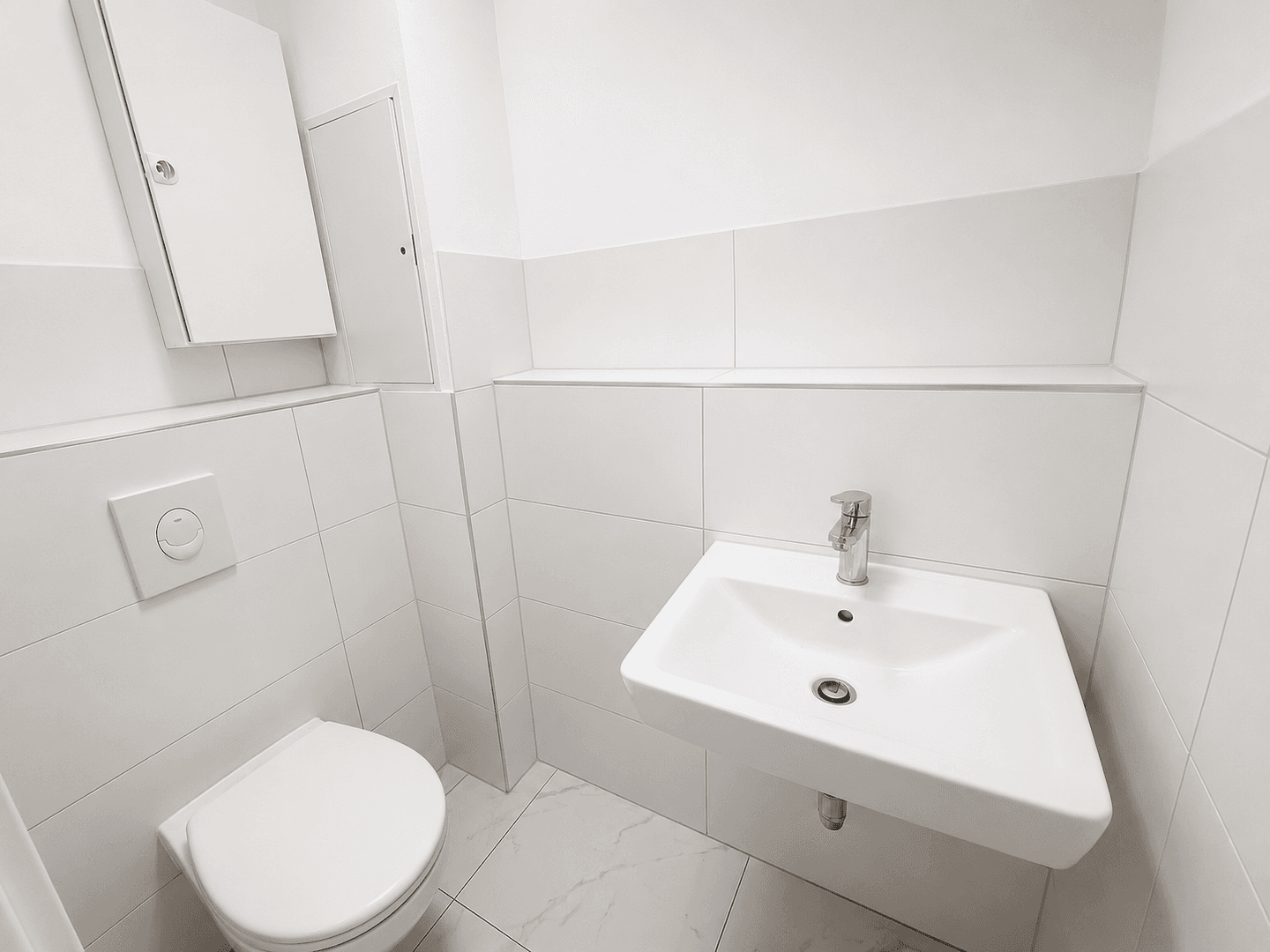 Prenájom nebytového priestoru 79 m², Gneisenaustr. 2, Berlin, Berlín Prenájom nebytového priestoru 79 m², Gneisenaustr. 2, Berlin, Berlín