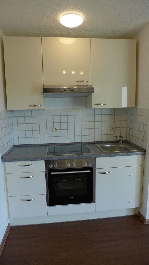 Prenájom bytu 2-izbový 46 m², Bad Friedrichshall, Bádensko-Wurttembersko Prenájom bytu 2-izbový 46 m², Bad Friedrichshall, Bádensko-Wurttembersko