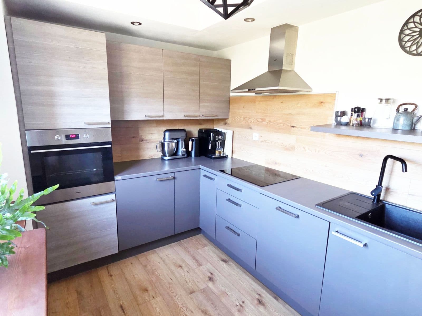 Predaj bytu 4-izbový 110 m², Vyšehradská, Český Krumlov, Jihočeský kraj Predaj bytu 4-izbový 110 m², Vyšehradská, Český Krumlov, Jihočeský kraj