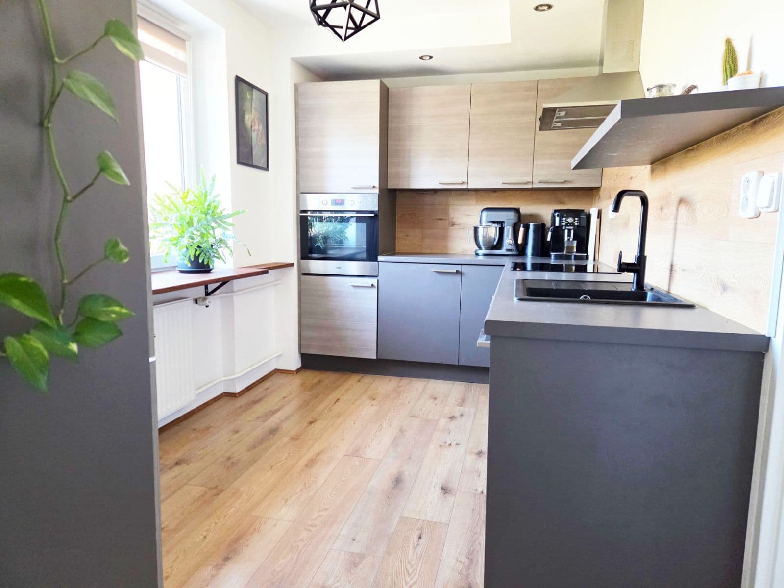 Predaj bytu 4-izbový 110 m², Vyšehradská, Český Krumlov, Jihočeský kraj Predaj bytu 4-izbový 110 m², Vyšehradská, Český Krumlov, Jihočeský kraj