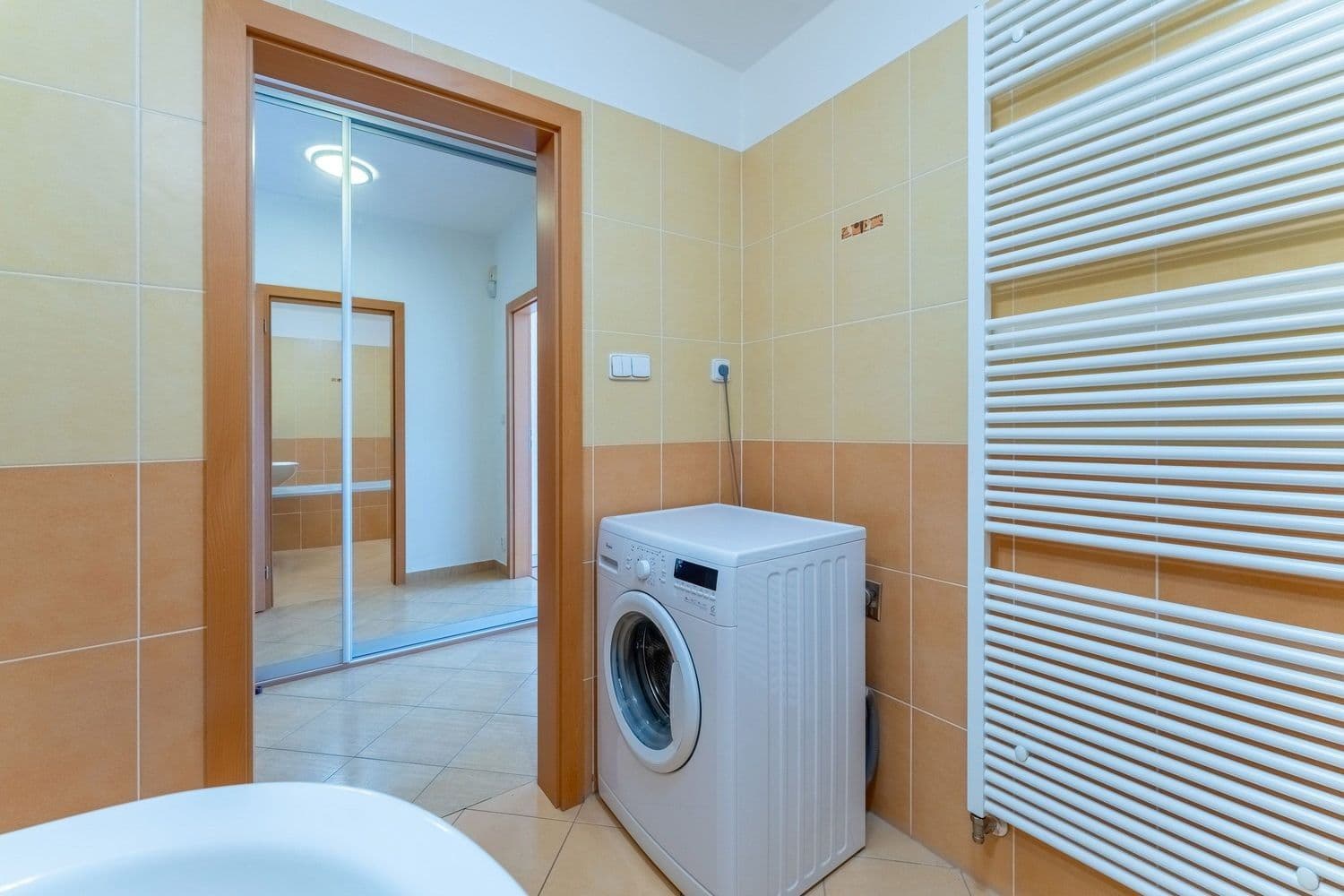 Predaj bytu 1-izbový 38 m², Míšovická, Praha, Praha Predaj bytu 1-izbový 38 m², Míšovická, Praha, Praha