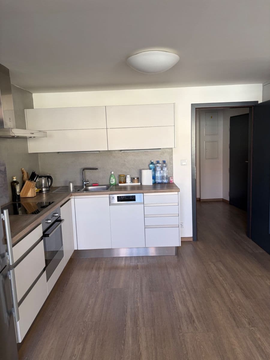 Prenájom bytu 2-izbový 50 m², U Libeňského pivovaru, Praha, Praha Prenájom bytu 2-izbový 50 m², U Libeňského pivovaru, Praha, Praha