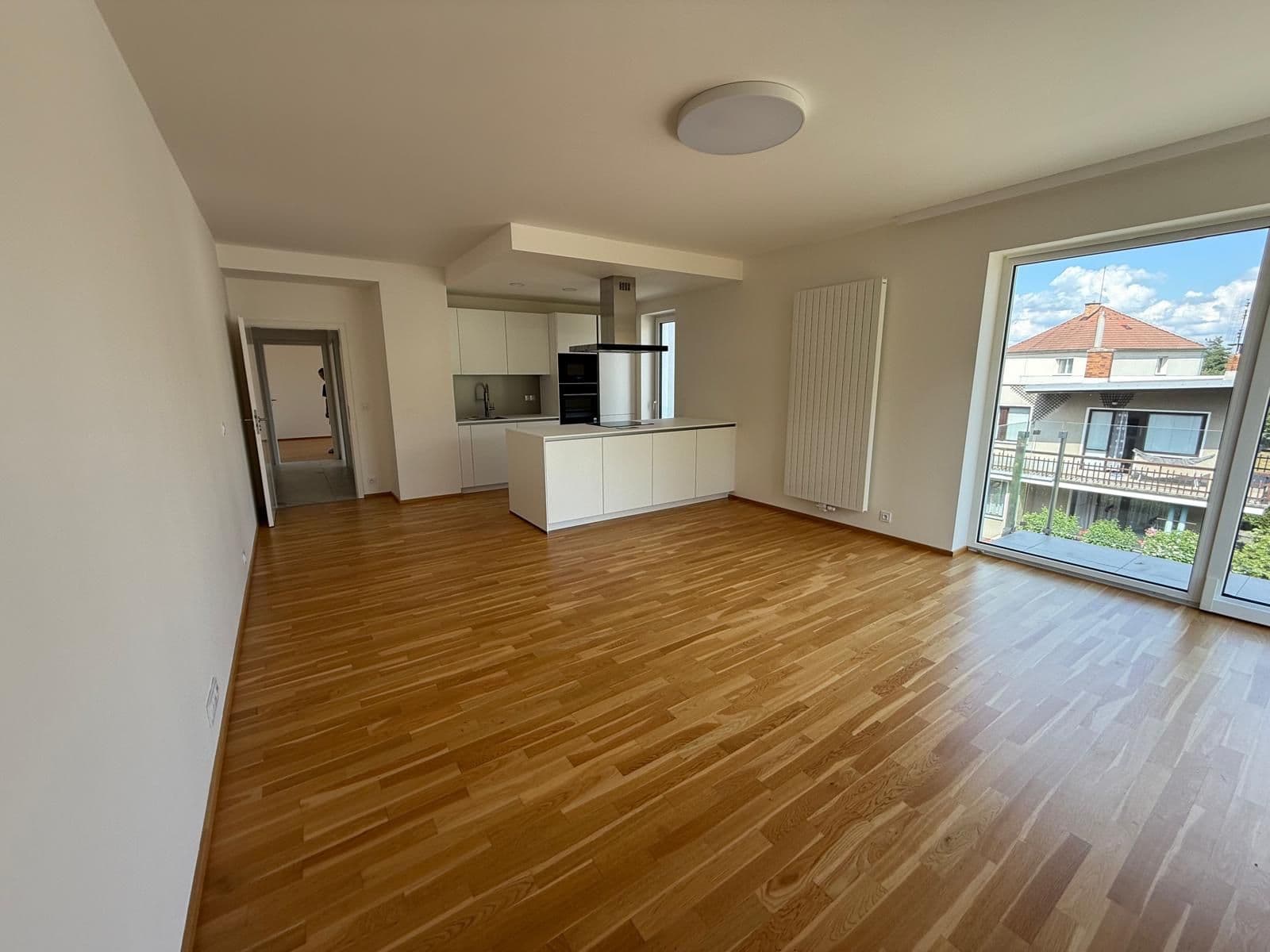 Prenájom bytu 3-izbový 105 m², Herdovská, Praha, Praha Prenájom bytu 3-izbový 105 m², Herdovská, Praha, Praha