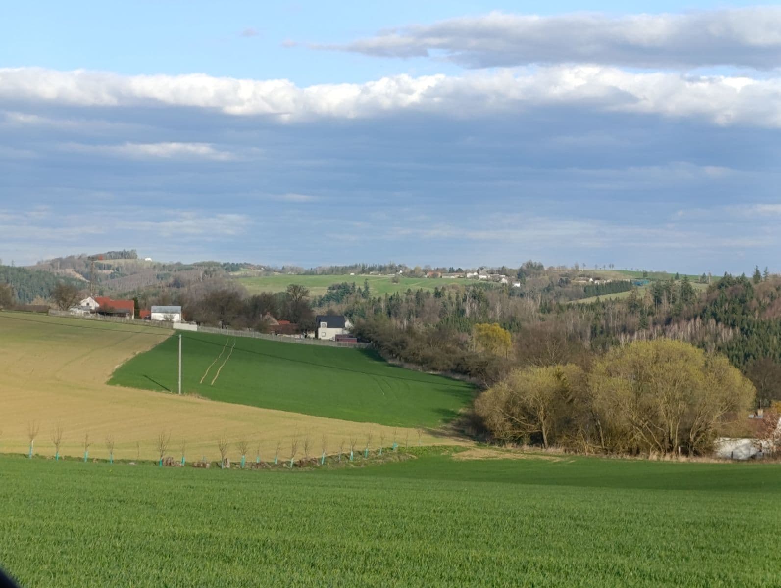 Predaj pozemku 16.900 m², Čestín, Středočeský kraj Predaj pozemku 16.900 m², Čestín, Středočeský kraj