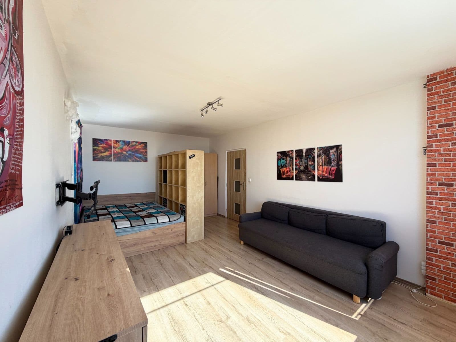 Prenájom bytu 1-izbový 38 m², Olštýnská, Praha, Praha Prenájom bytu 1-izbový 38 m², Olštýnská, Praha, Praha