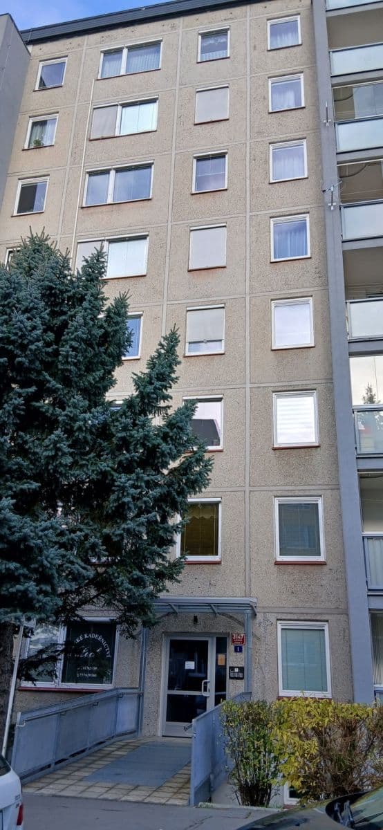 Prenájom bytu 1-izbový 33 m², Rodopská, Praha, Praha Prenájom bytu 1-izbový 33 m², Rodopská, Praha, Praha