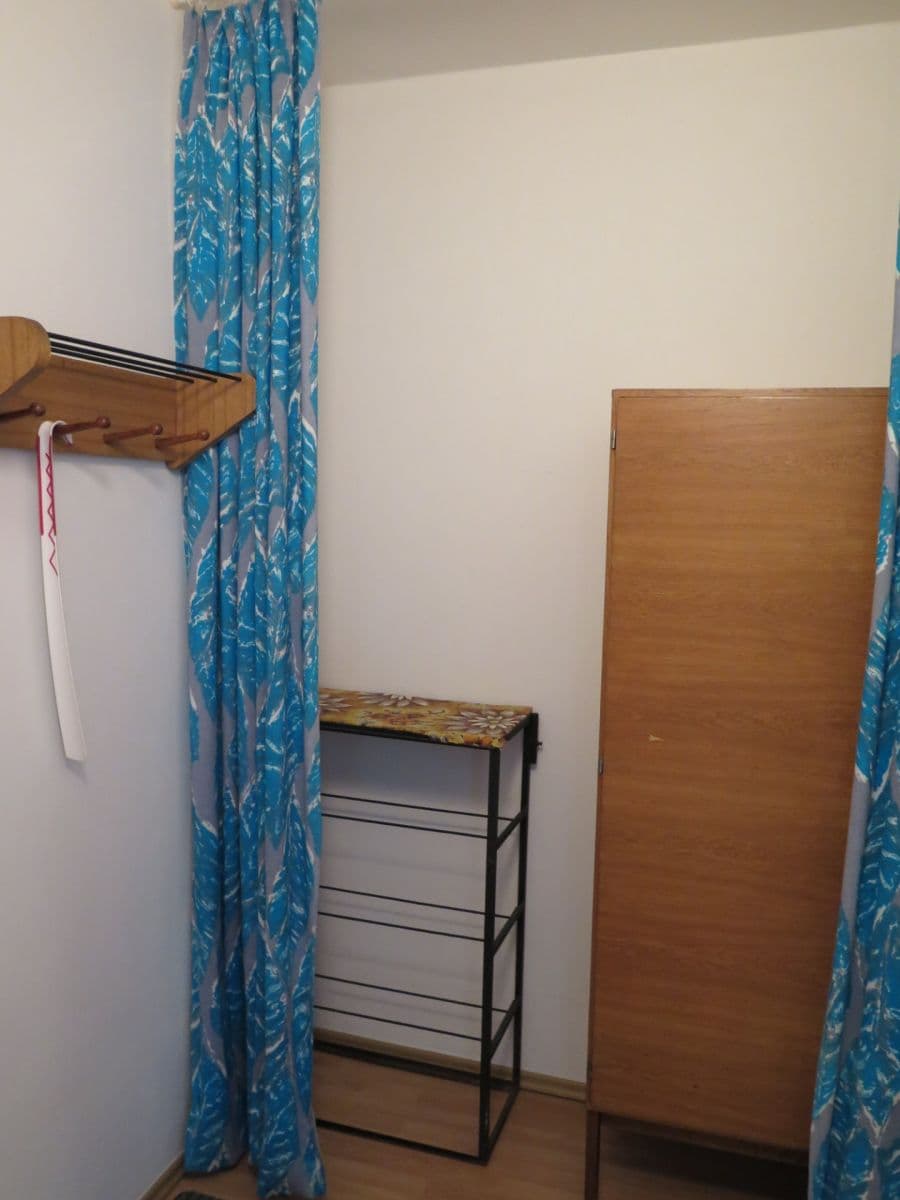 Prenájom bytu 1-izbový 33 m², Rodopská, Praha, Praha Prenájom bytu 1-izbový 33 m², Rodopská, Praha, Praha