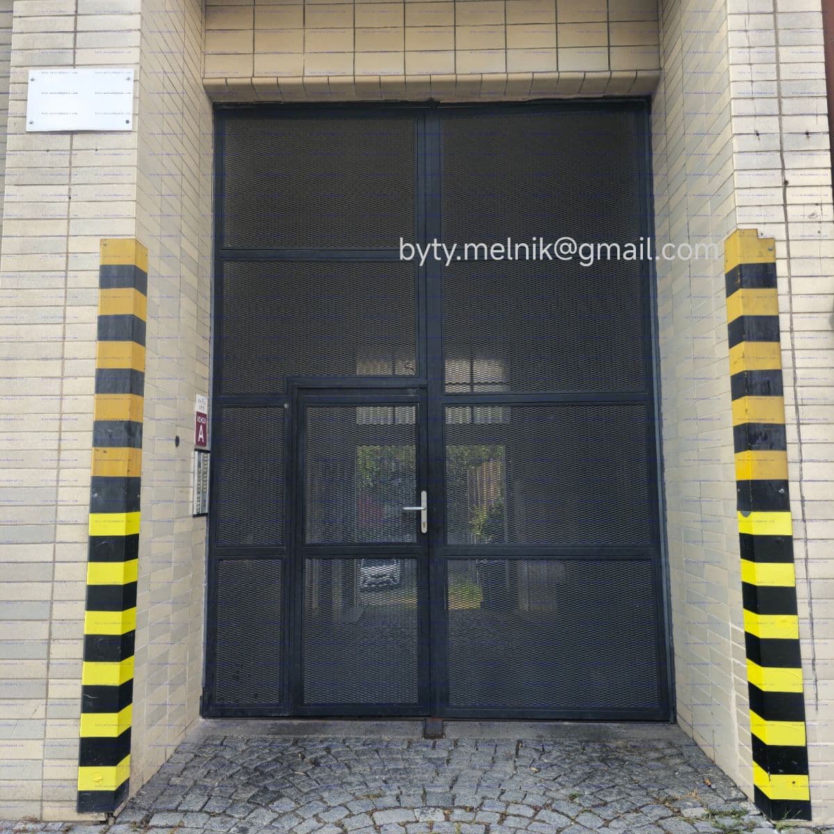 Prenájom garáže 14 m², Parléřova, Praha, Praha Prenájom garáže 14 m², Parléřova, Praha, Praha