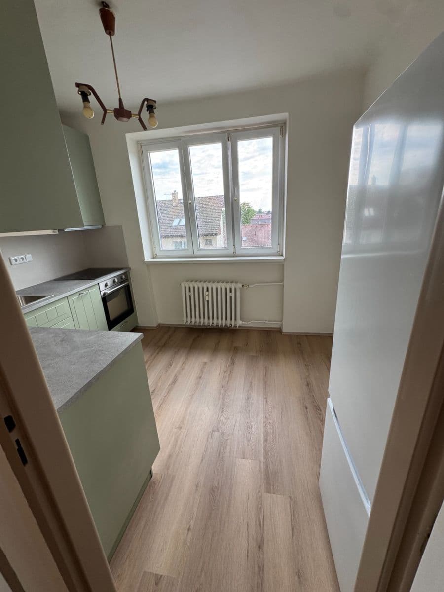 Prenájom bytu 1-izbový 35 m², Pakoměřická, Praha, Praha Prenájom bytu 1-izbový 35 m², Pakoměřická, Praha, Praha