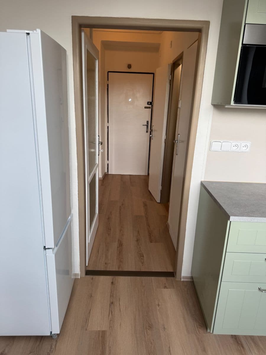 Prenájom bytu 1-izbový 35 m², Pakoměřická, Praha, Praha Prenájom bytu 1-izbový 35 m², Pakoměřická, Praha, Praha