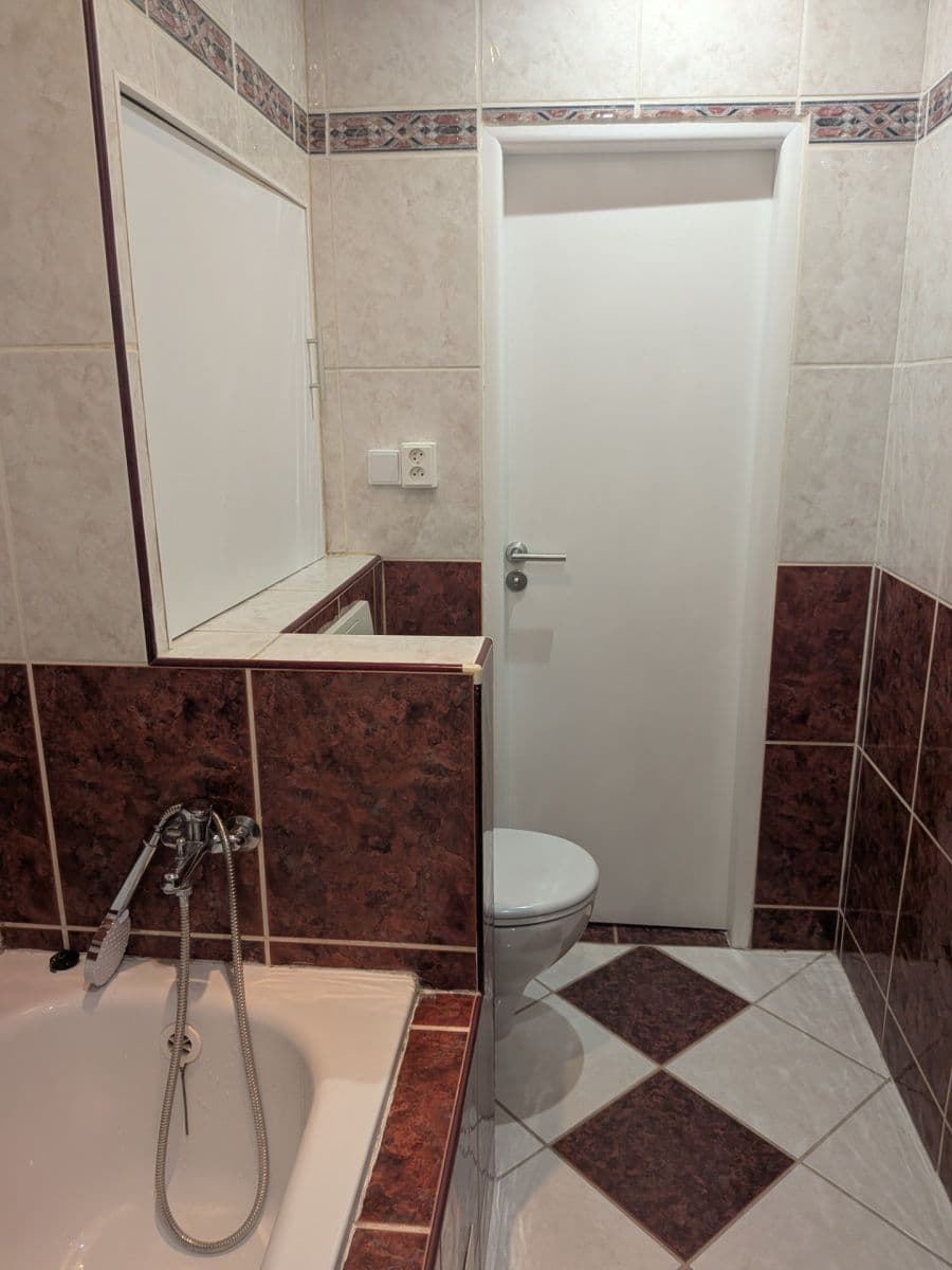 Prenájom bytu 1-izbový 41 m², Nepomucká, Plzeň, Plzeňský kraj Prenájom bytu 1-izbový 41 m², Nepomucká, Plzeň, Plzeňský kraj