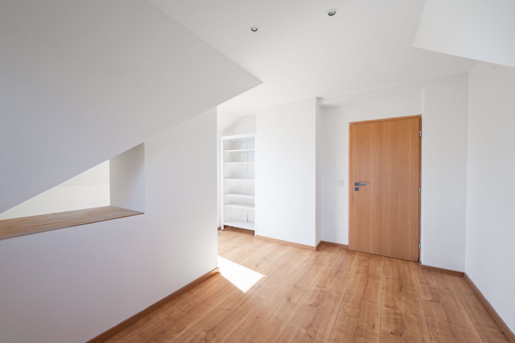Predaj bytu 3-izbový 95 m², Českobrodská, Praha, Praha Predaj bytu 3-izbový 95 m², Českobrodská, Praha, Praha