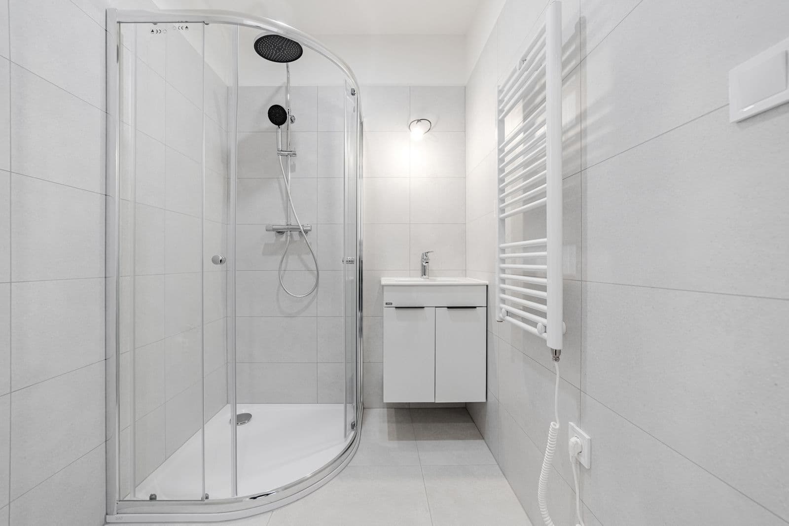 Prenájom bytu 1-izbový 19 m², Kolmá, Praha, Praha Prenájom bytu 1-izbový 19 m², Kolmá, Praha, Praha