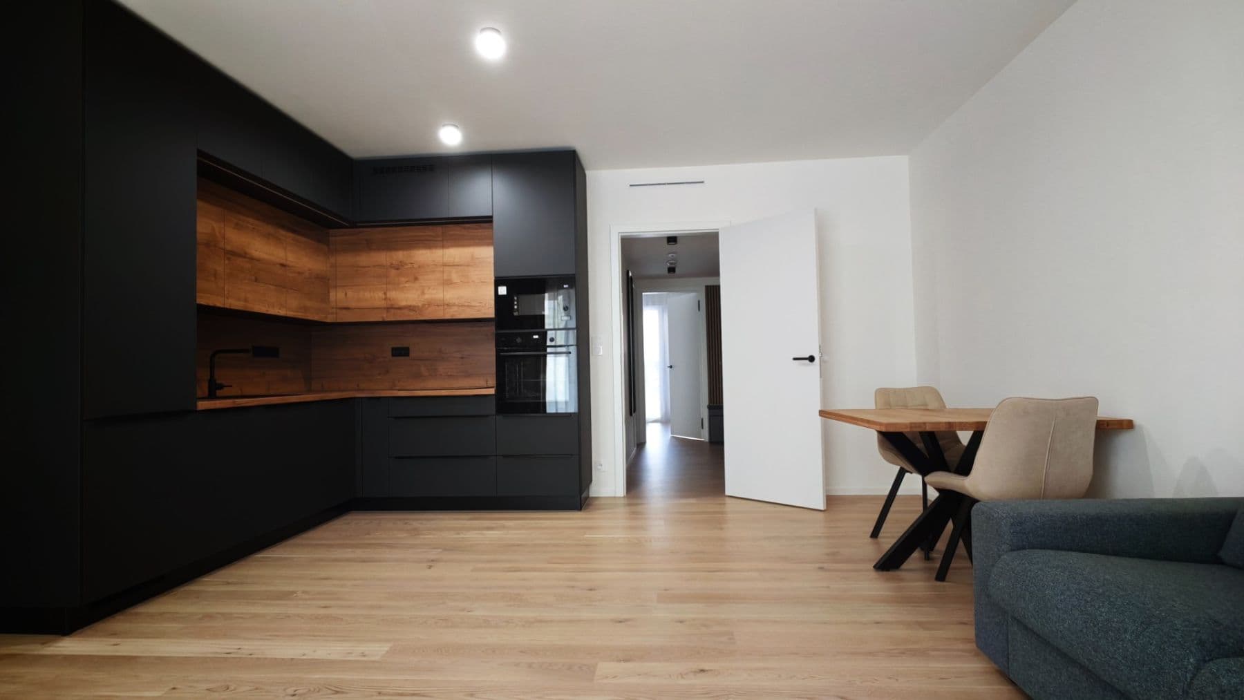 Prenájom bytu 2-izbový 60 m², Hábova, Praha, Praha Prenájom bytu 2-izbový 60 m², Hábova, Praha, Praha