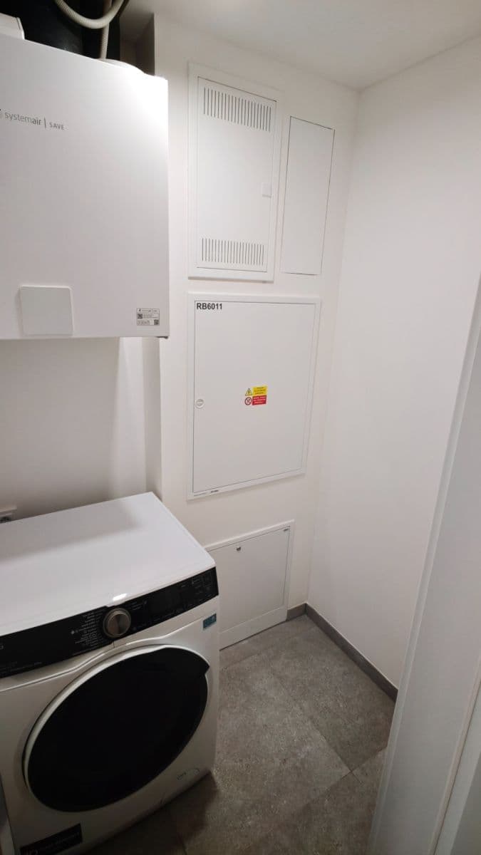 Prenájom bytu 2-izbový 60 m², Hábova, Praha, Praha Prenájom bytu 2-izbový 60 m², Hábova, Praha, Praha