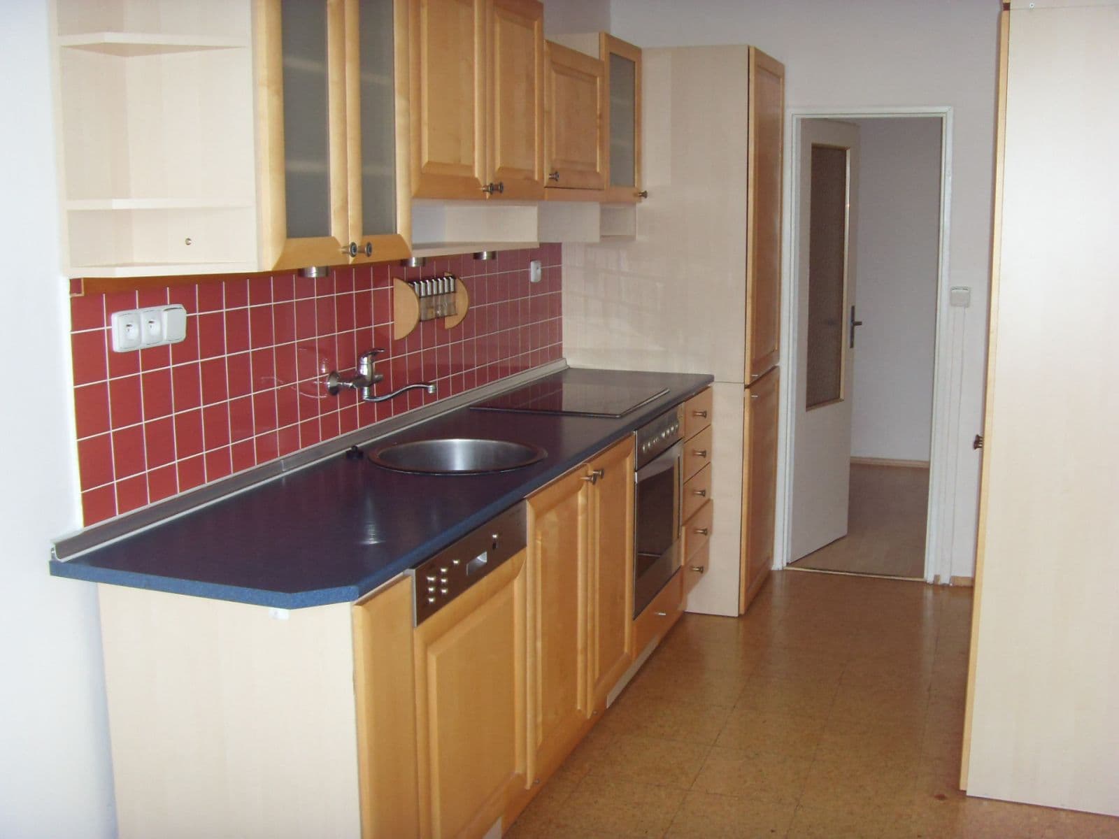 Prenájom bytu 3-izbový 73 m², Pavrovského, Praha, Praha Prenájom bytu 3-izbový 73 m², Pavrovského, Praha, Praha