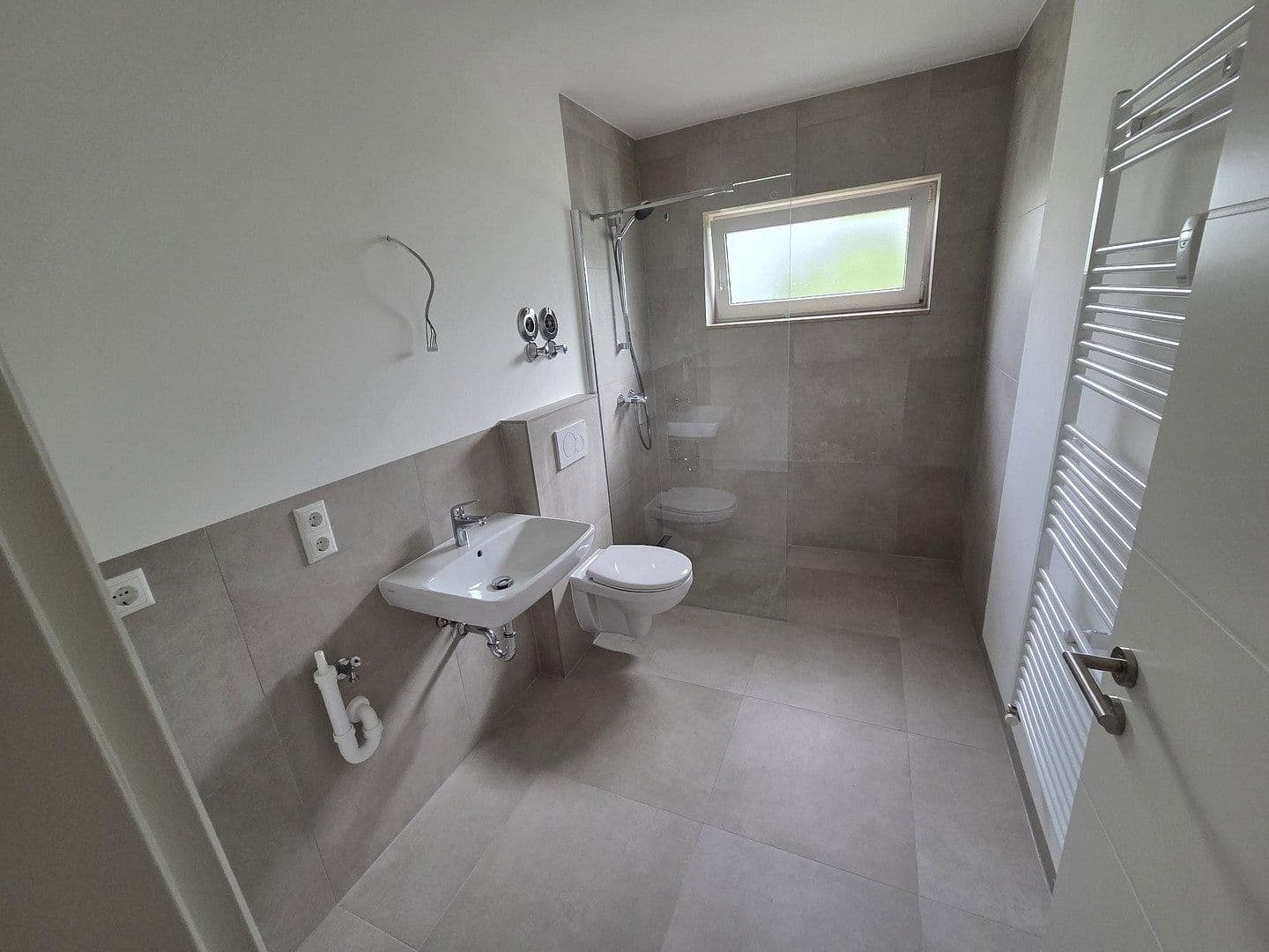 Prenájom bytu 3-izbový 75 m², Friedenstraße 27, Vaterstetten, Bavorsko Prenájom bytu 3-izbový 75 m², Friedenstraße 27, Vaterstetten, Bavorsko