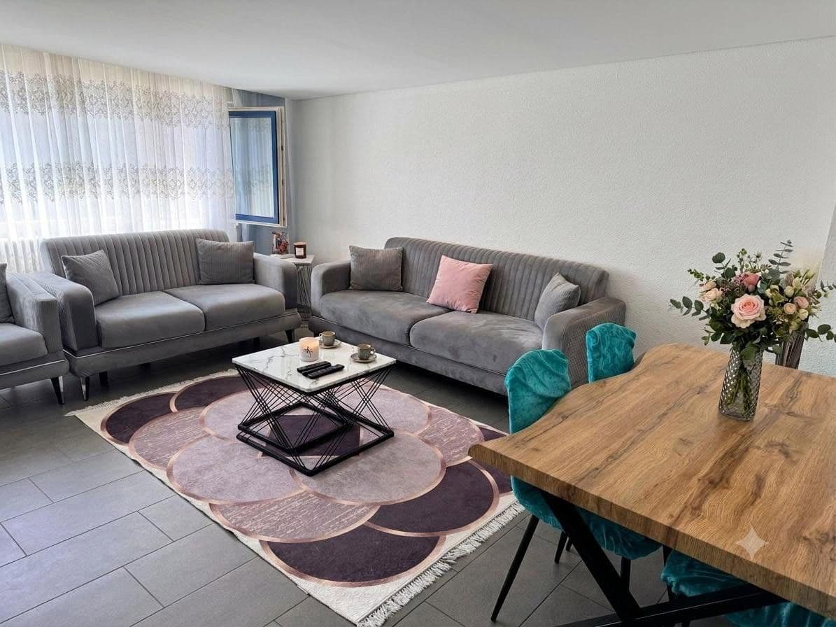 Prenájom bytu 2-izbový 56 m², Blumenheckstraße 22, Pforzheim, Bádensko-Wurttembersko Prenájom bytu 2-izbový 56 m², Blumenheckstraße 22, Pforzheim, Bádensko-Wurttembersko