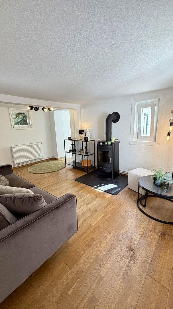 Predaj domu 115 m², pozemok 357 m², Frankfurt, Hesensko Predaj domu 115 m², pozemok 357 m², Frankfurt, Hesensko