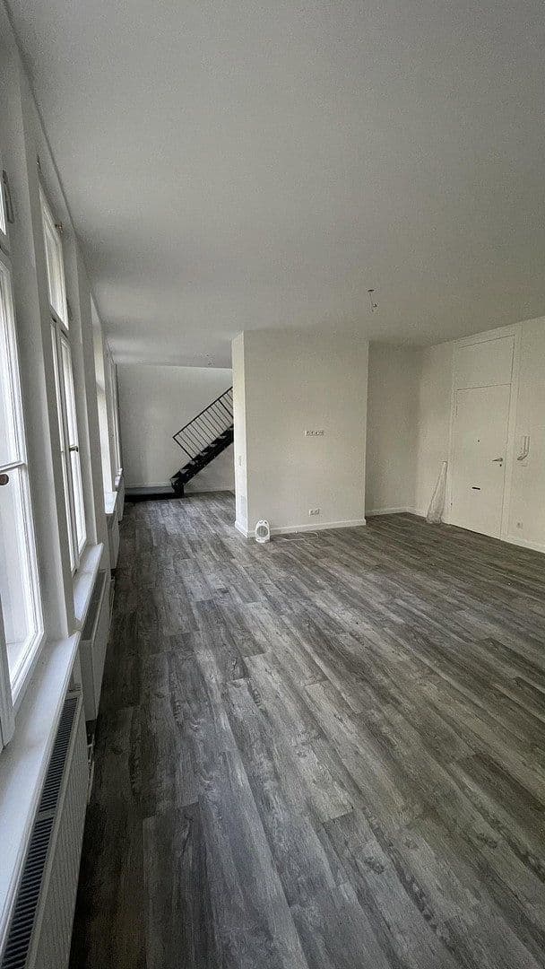 Prenájom bytu 3-izbový 111 m², Räuschstr. 68, Berlin, Berlín Prenájom bytu 3-izbový 111 m², Räuschstr. 68, Berlin, Berlín