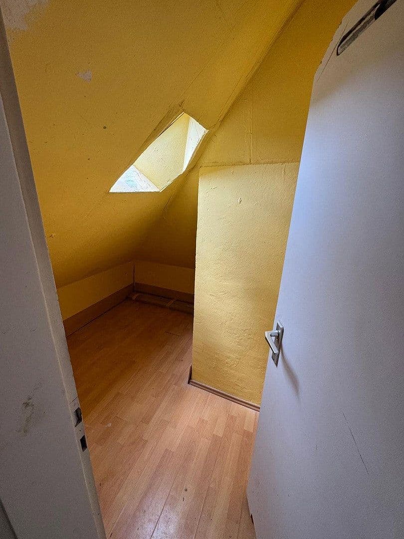 Prenájom bytu 2-izbový 50 m², Elsässer Str. 16, Stuttgart Zuffenhausen, Bádensko-Wurttembersko Prenájom bytu 2-izbový 50 m², Elsässer Str. 16, Stuttgart Zuffenhausen, Bádensko-Wurttembersko