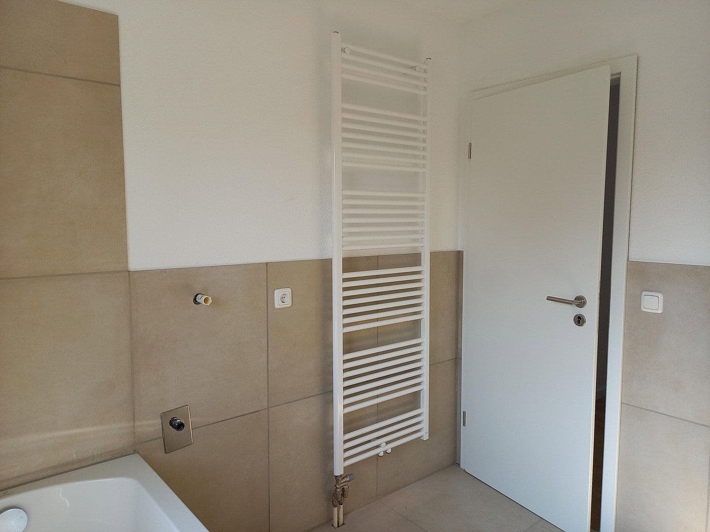 Predaj bytu 2-izbový 70 m², Freiburg Tiengen, Bádensko-Wurttembersko Predaj bytu 2-izbový 70 m², Freiburg Tiengen, Bádensko-Wurttembersko