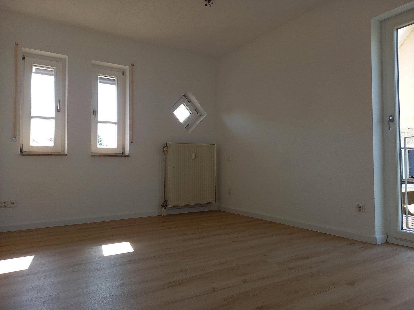 Predaj bytu 2-izbový 70 m², Freiburg Tiengen, Bádensko-Wurttembersko Predaj bytu 2-izbový 70 m², Freiburg Tiengen, Bádensko-Wurttembersko