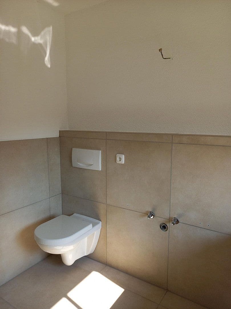 Predaj bytu 2-izbový 70 m², Freiburg Tiengen, Bádensko-Wurttembersko Predaj bytu 2-izbový 70 m², Freiburg Tiengen, Bádensko-Wurttembersko