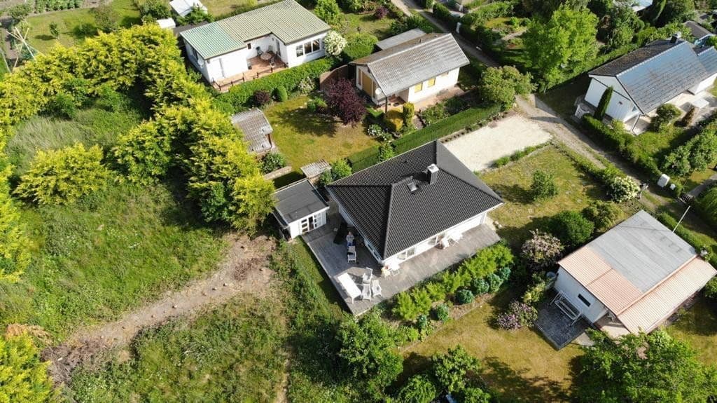 Predaj domu 51 m², pozemok 383 m², Bungalowsiedlung 202, Krummin, Meklenbursko-Predpomoransko Predaj domu 51 m², pozemok 383 m², Bungalowsiedlung 202, Krummin, Meklenbursko-Predpomoransko